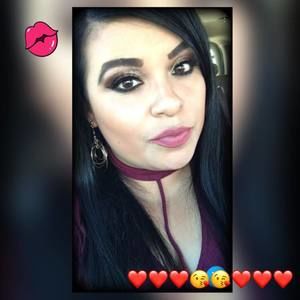 Meet your Posher, Simona